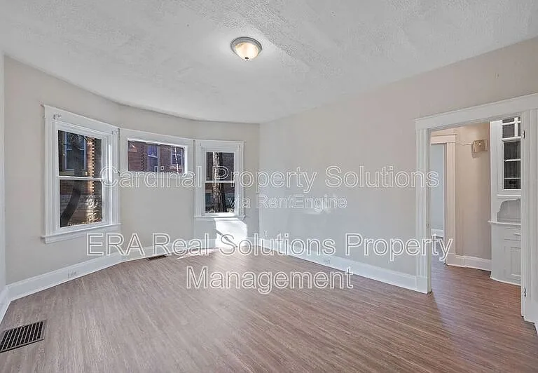 816 Windham Ave #1 — Photo 2