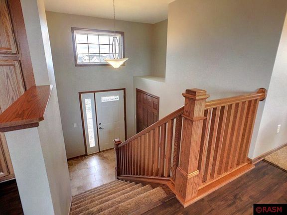 4th image of 341 Crystal Cir