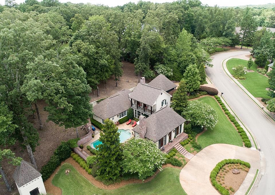1st image of 424 Turnberry Ct