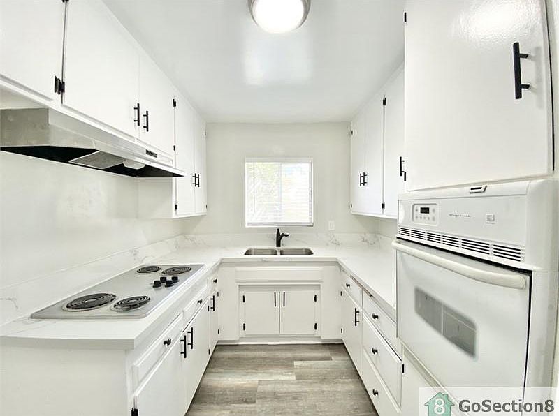 1st image of 111 W Ellis Ave APT 1
