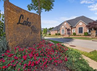 7396 Lake Pointe Cv, Tyler, TX 75703