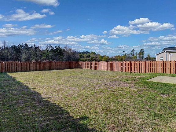 4th image of 144 Savannah Wood Rd