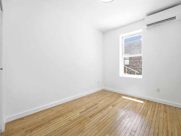 45-17 47th St #2R — Photo 4