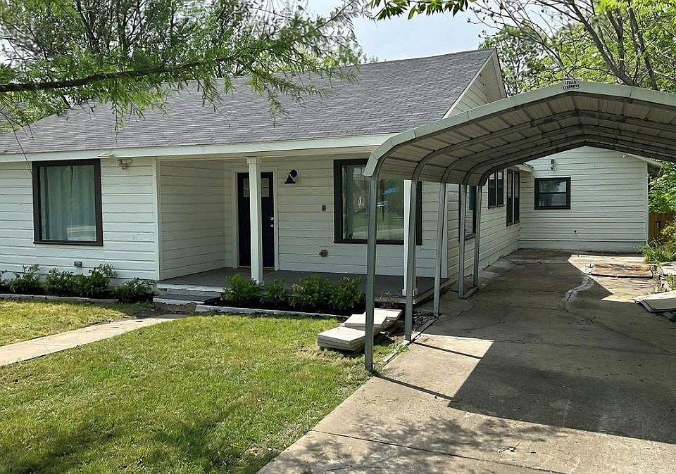 1st image of 403 Lizzie St