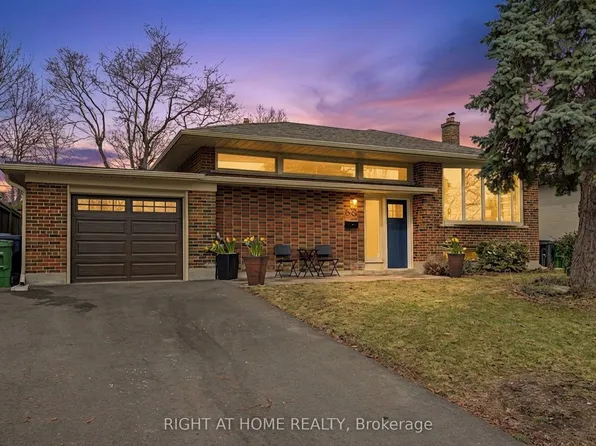 60 Lionel Heights Cres, Toronto, ON M3A 1M1