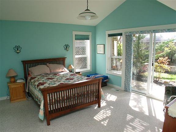 first level master bedroom