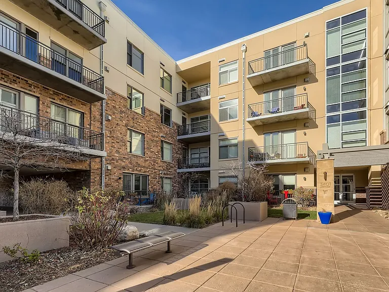 3401 Arapahoe Ave #212 — Photo 5