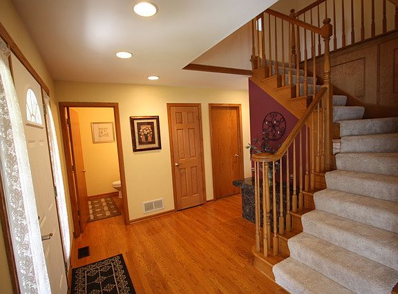 3rd image of 24130 Cabernet Ln