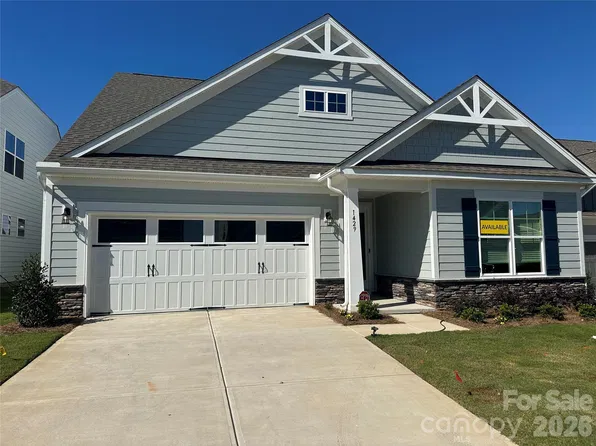 1429 Ardmore Dr, Sherrills Ford, NC 28673