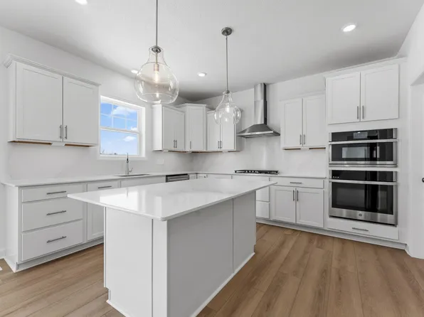 19981 68th Pl, Corcoran, MN 55340