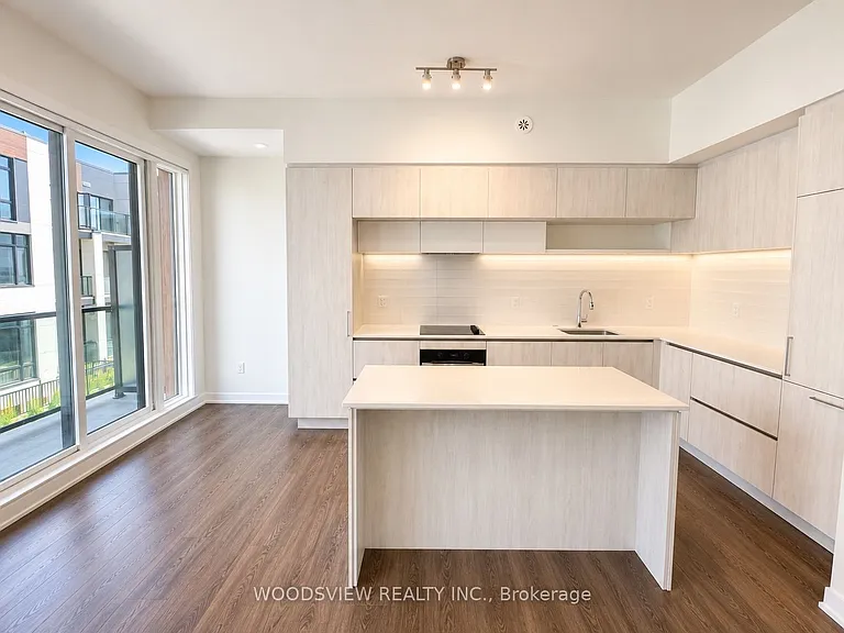12 David Eyer Rd #Townhouse 1120 — Photo 2
