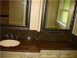 3rd image of 4958 Yarwell Dr