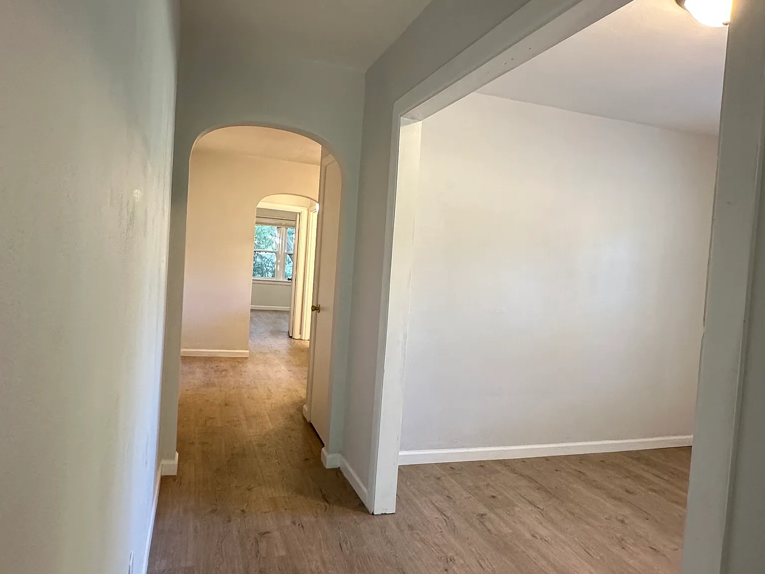 1 bed, 940 sqft, $1,175 — Photo 4