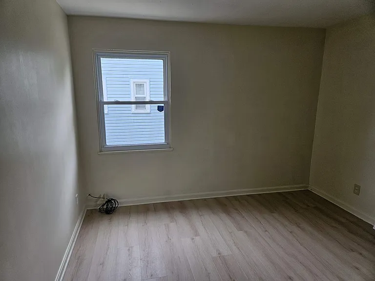 20901 Fuller Ave — Photo 9