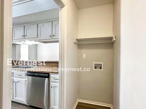 5th image of 3575 Shadow Oaks Pkwy
