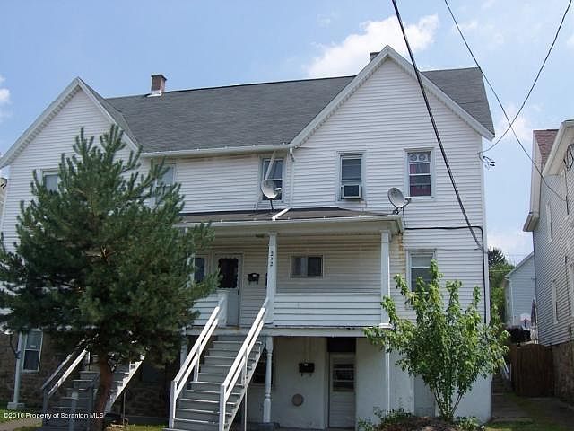 2nd image of 212 Elm St
