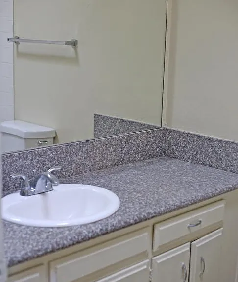 10964 Wellworth Ave #101 — Photo 5