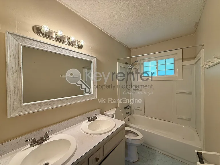 3973 Teakwood Dr — Photo 8
