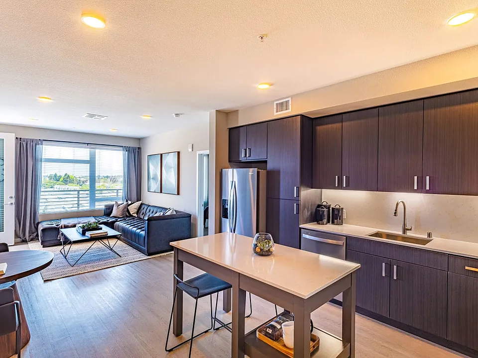 3556 Rambla Pl #2-ID1633451P