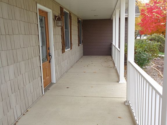 5th image of 1200 Cardinal Dr
