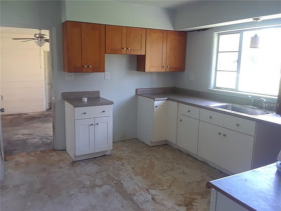 3rd image of 9815 60th St