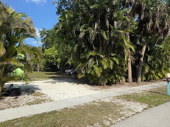 2nd image of 397 Miramar Rd