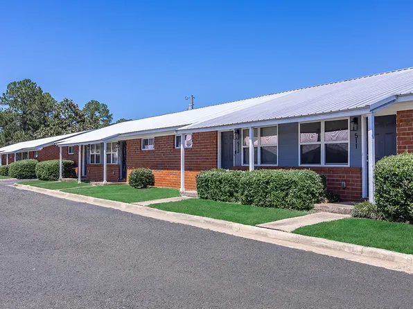 Stonegate Apartments