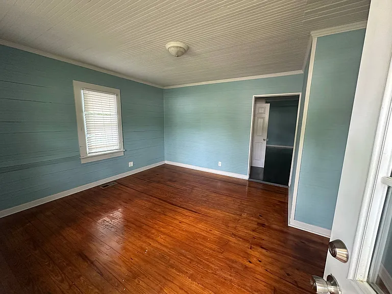 520 Jones Ave — Photo 8