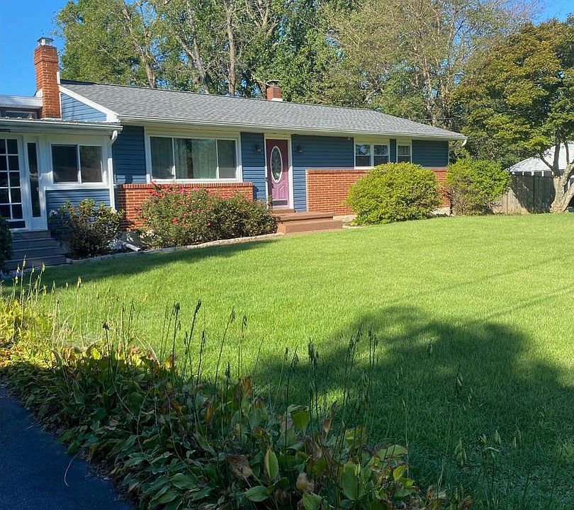 2nd image of 2310 Reckord Rd