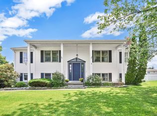 9 Renee Ln, Enfield, CT 06082