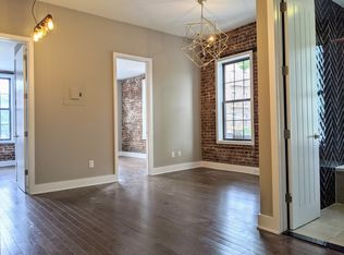 1076 Cypress Ave #2F, Ridgewood, NY 11385