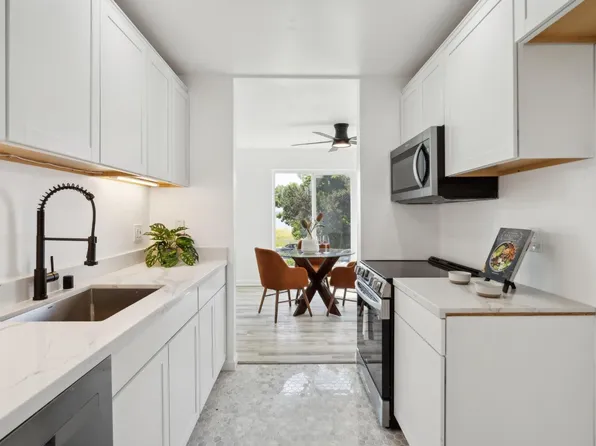 1 Captain Drive #D256, Emeryville, CA 94608