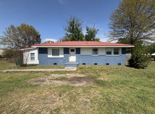 362 Canady St, Fayetteville, NC 28306