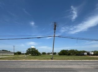 500 Lincoln Ave, Robstown, TX 78380