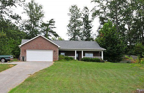 1st image of 1221 Chesty Puller Cir