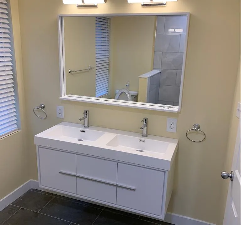 Full bathroom