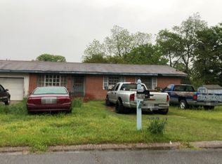 302 Sarah Dr, Warner Robins, GA 31093