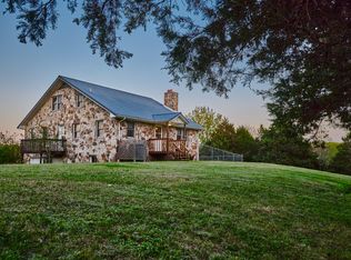 1064 Cook Rd, Taneyville, MO 65759