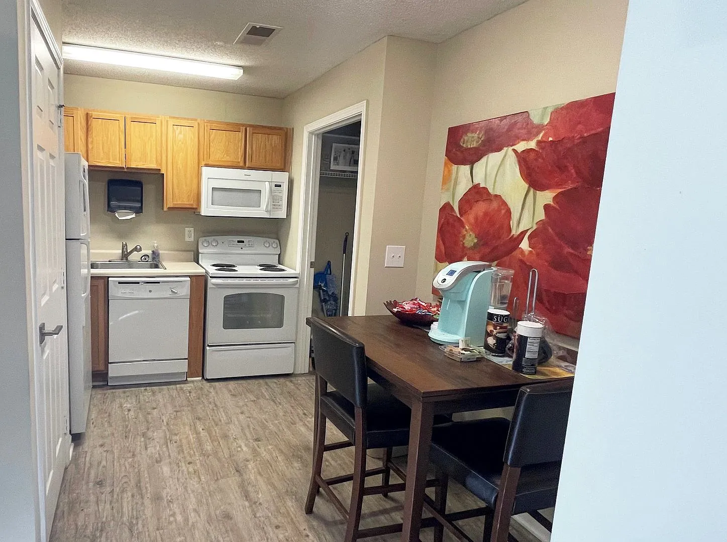Campus East Apartments — Photo 3