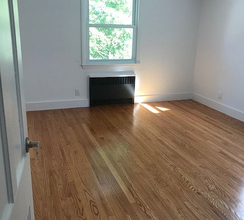 3rd image of 405 S 10th Ave #0