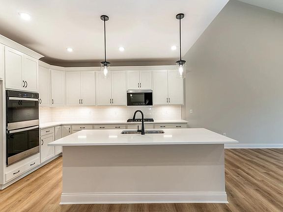 The Ventura A Kitchen