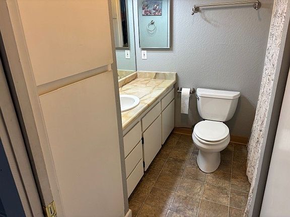 5th image of 872 Tanager St Unit 32