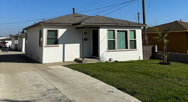 Front House to 14530 1/2