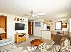 4th image of 601 N Barnegat Ave