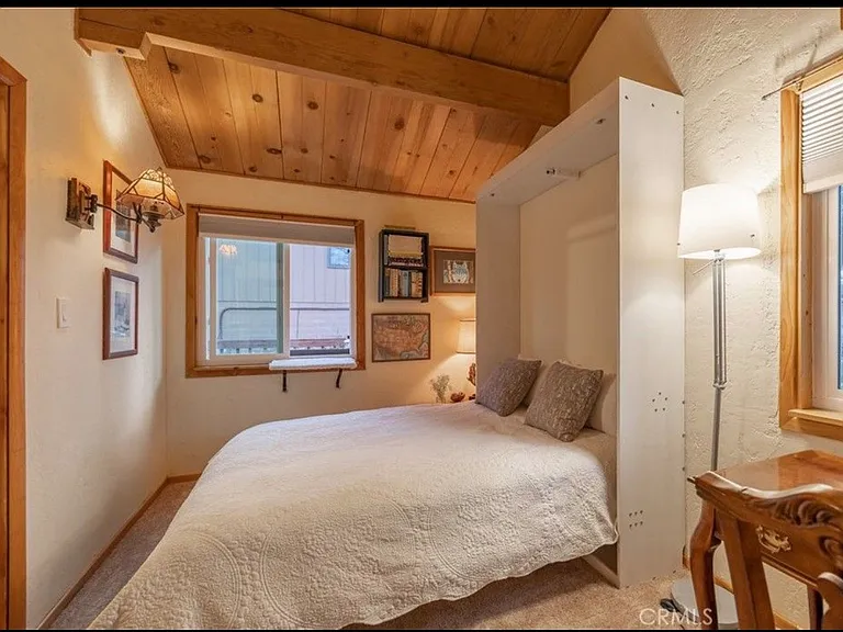 875 Santa Barbara Ave — Photo 21
