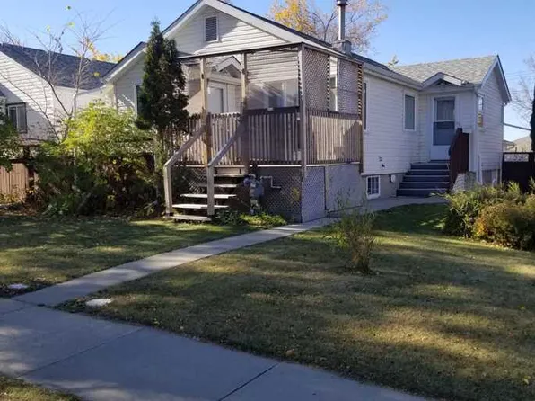 4920 57th St #1A, Camrose, AB T4V 2E9