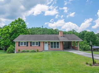 635 S 1st St, Wytheville, VA 24382
