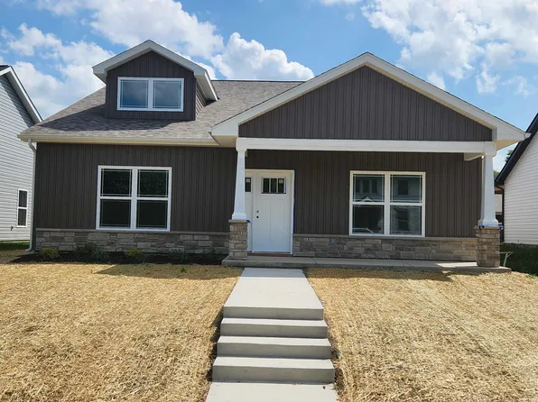 1105 E Wabash St, Frankfort, IN 46041