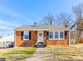 7816 Elroy Pl, Oxon Hill, MD