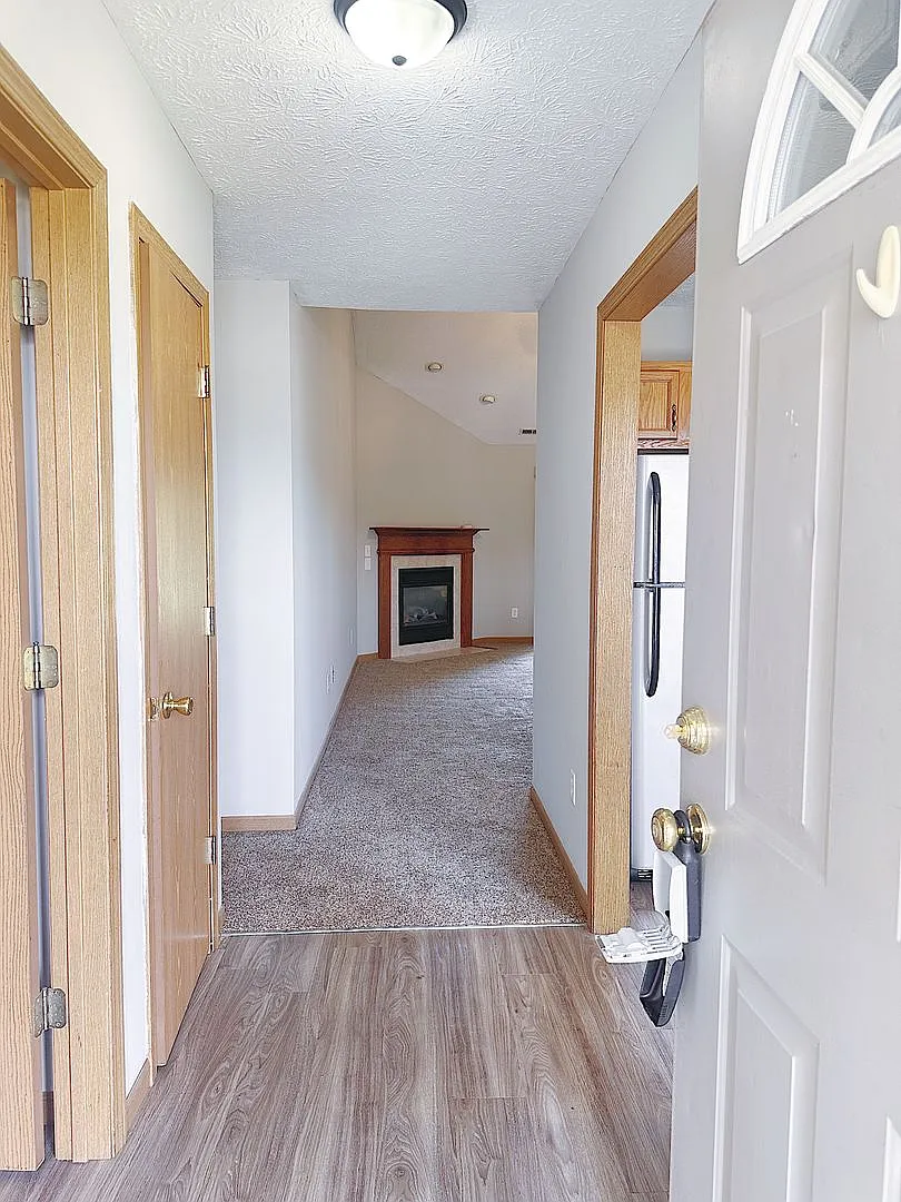 Spacious 3-Bedroom, 2-Bath with 2-Car Attached Garage! — Photo 3